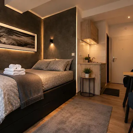 Bellevue L Balkon Apartment *